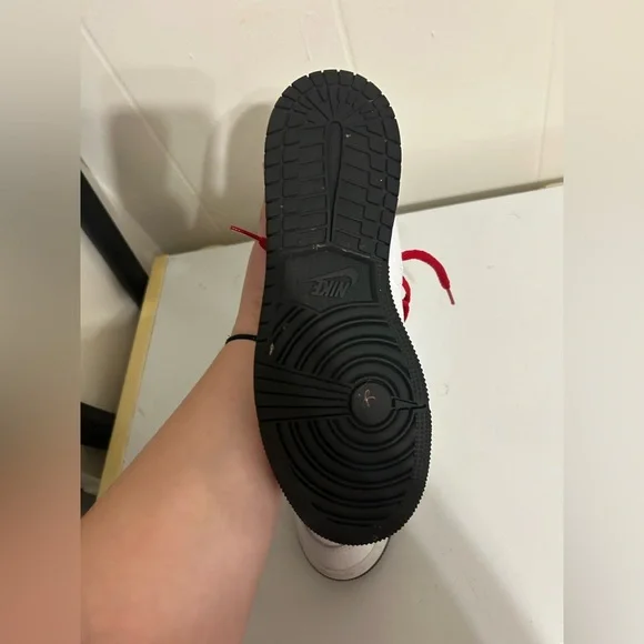 Jordan’s - Picture 6 of 6